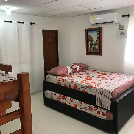 Hospedaje Caribe Express Cartagena Exterior photo